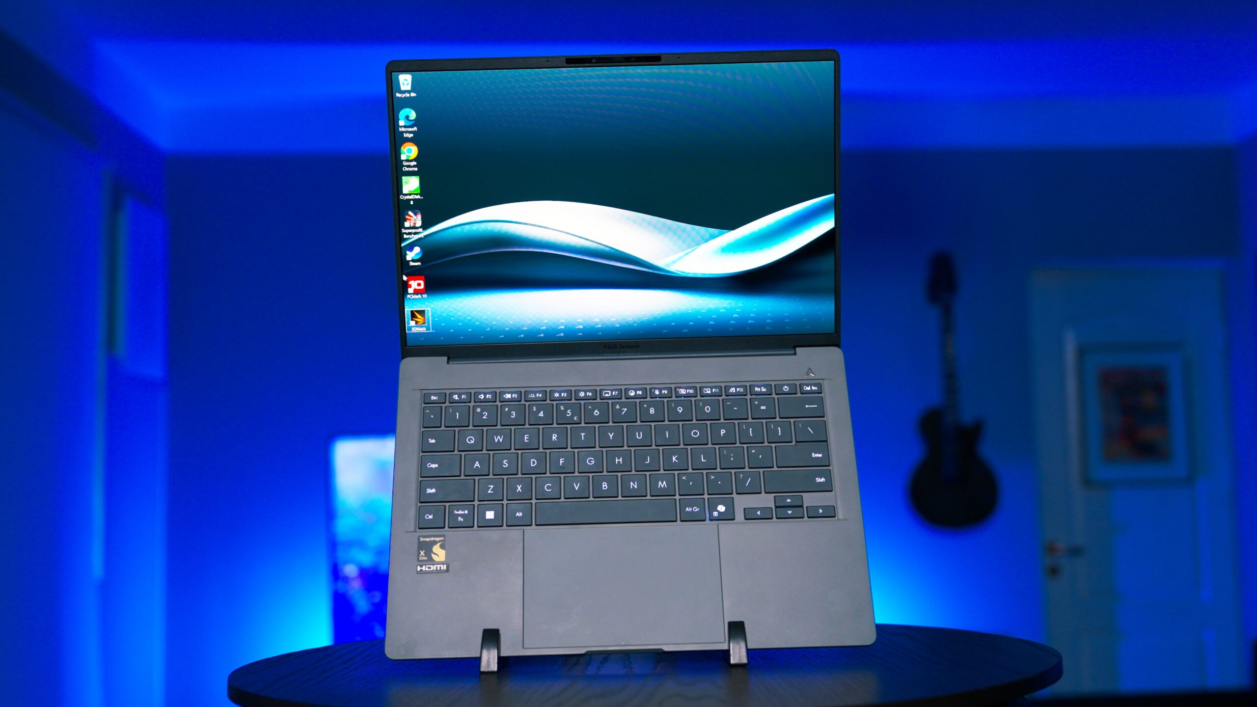 ASUS-Zenbook-A14-7-scaled